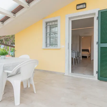 Apuano マリーナ・ディ・マッサ