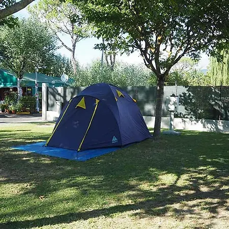Apuano *