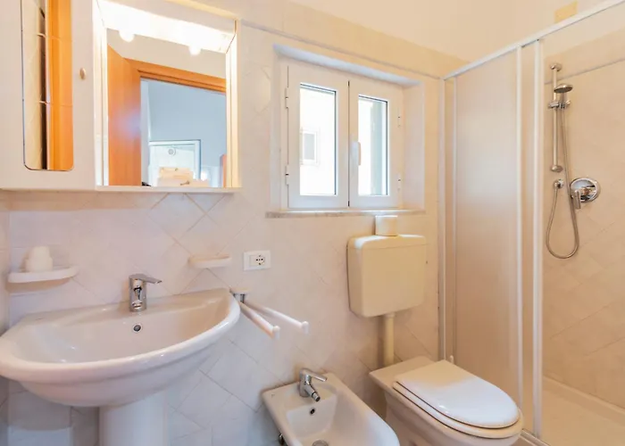 Apuano キャンプ場 マリーナ・ディ・マッサ