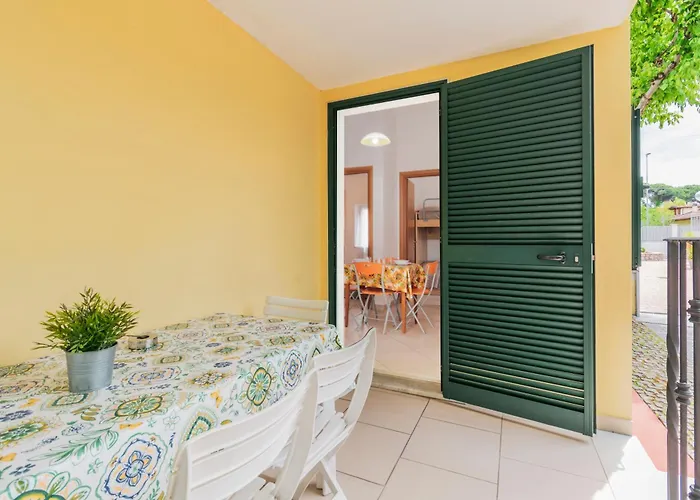 Apuano * マリーナ・ディ・マッサ