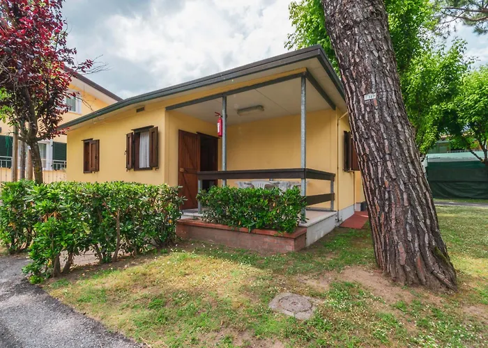 Apuano キャンプ場 マリーナ・ディ・マッサ