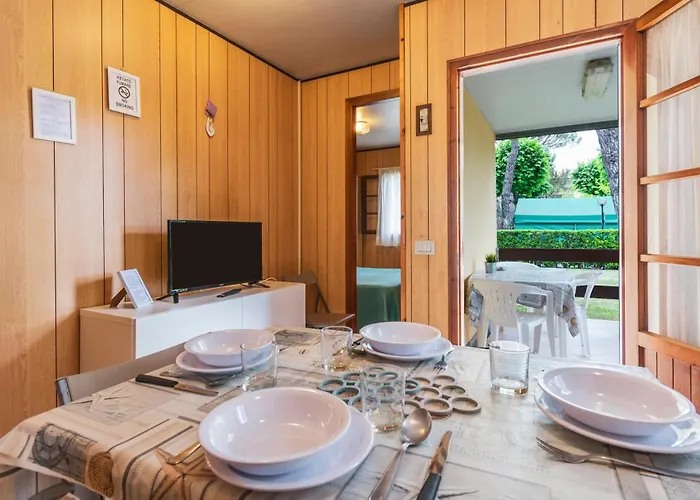 キャンプ場 Apuano マリーナ・ディ・マッサ