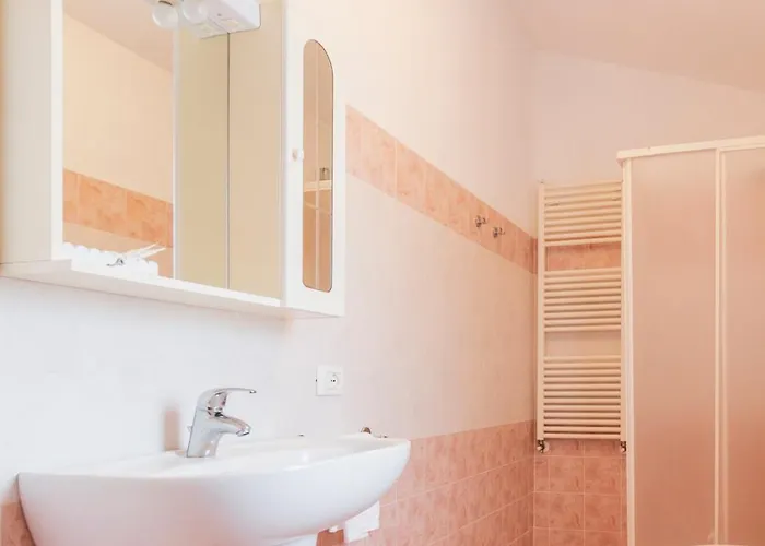 Apuano キャンプ場