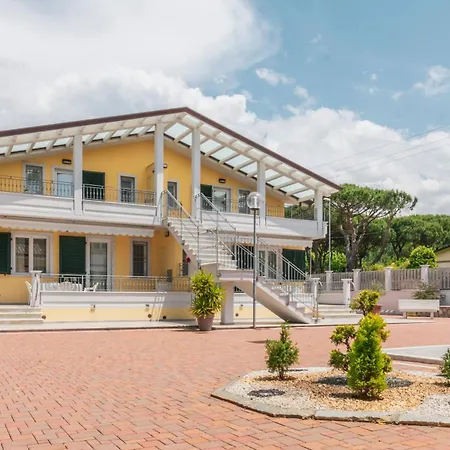 Parque de Campismo Apuano Marina di Massa