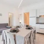 Apuano *